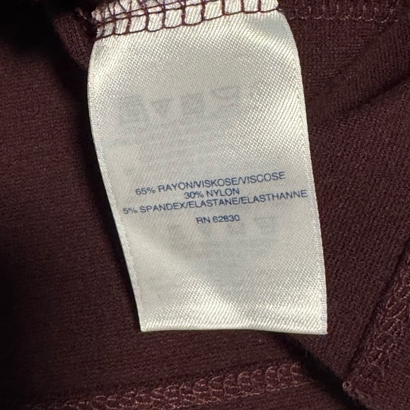 Lands' End Women's Burgundy Top 3x - Picture 7 of 9